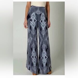Anthropologie Leifsdottir Pleated Optic Palazzo Pants Blue Size 4 NWT